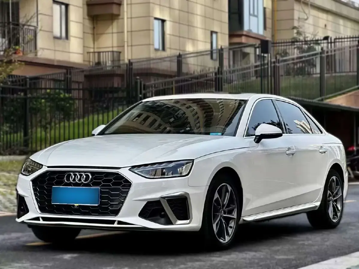 2020 Audi A4L 2.0T 190HP L4 7DCT