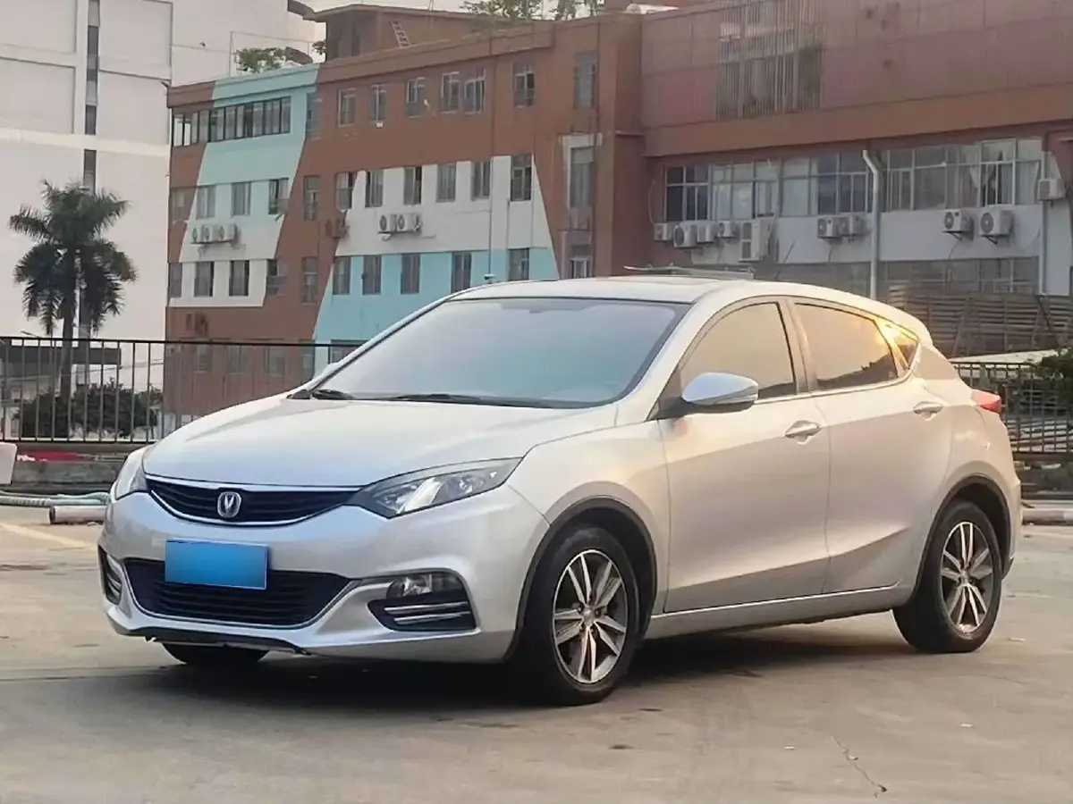 2015 ChangAn Eado XT 1.6L 125HP L4 4AT