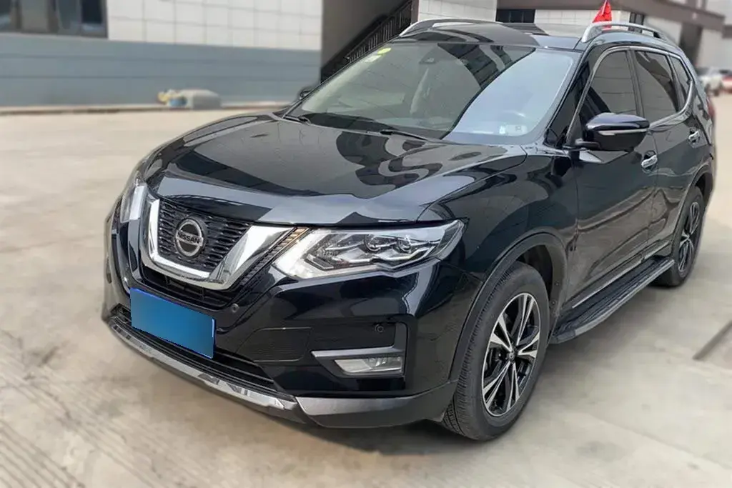 2021 Nissan X-Trail 2.5L 181HP L4 CVT