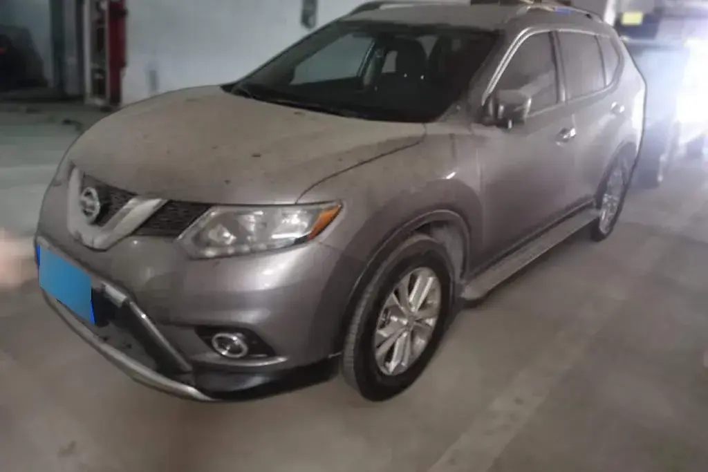 2014 Nissan X-Trail 2.5L 186HP L4 CVT