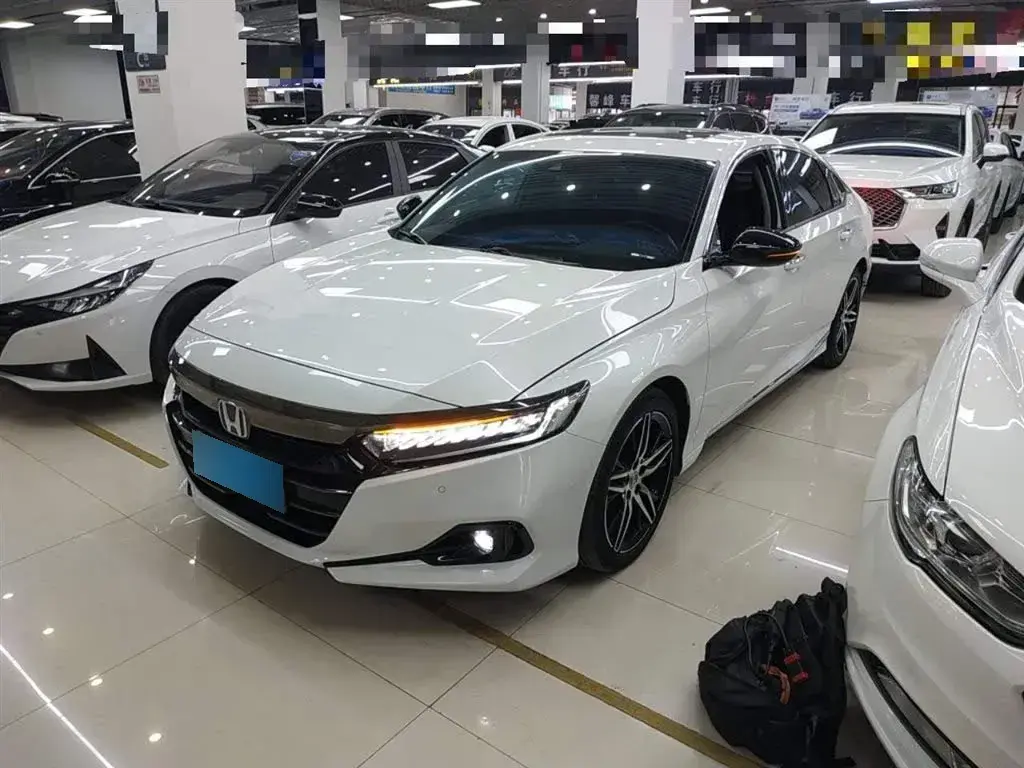 2022 Honda Accord 2.0L 146HP L4 E-CVT Hybrid