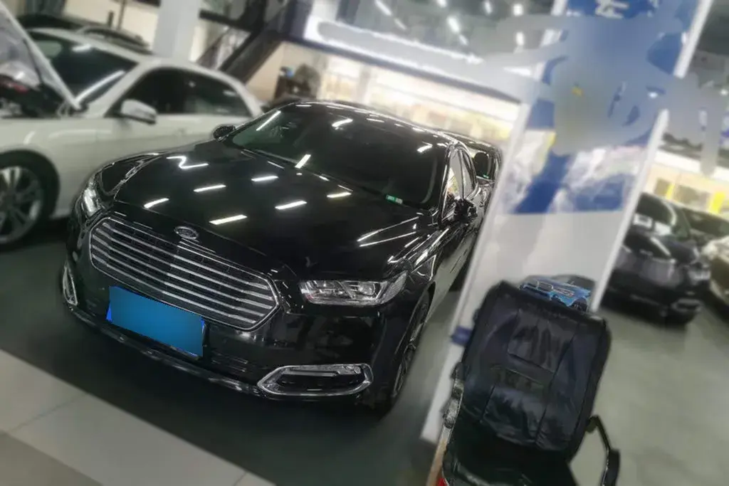 2015 Ford Taurus 2.0T 245HP L4 6AT