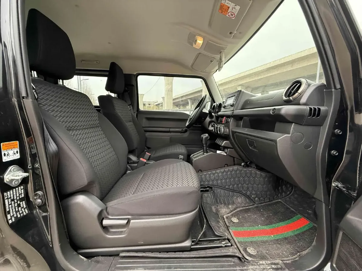 2007 Suzuki Jimny 1.3L 85HP L4 5MT,autocango,china used car exporter,china ev exporter,chinese used car exporter,chinese used ev exporter