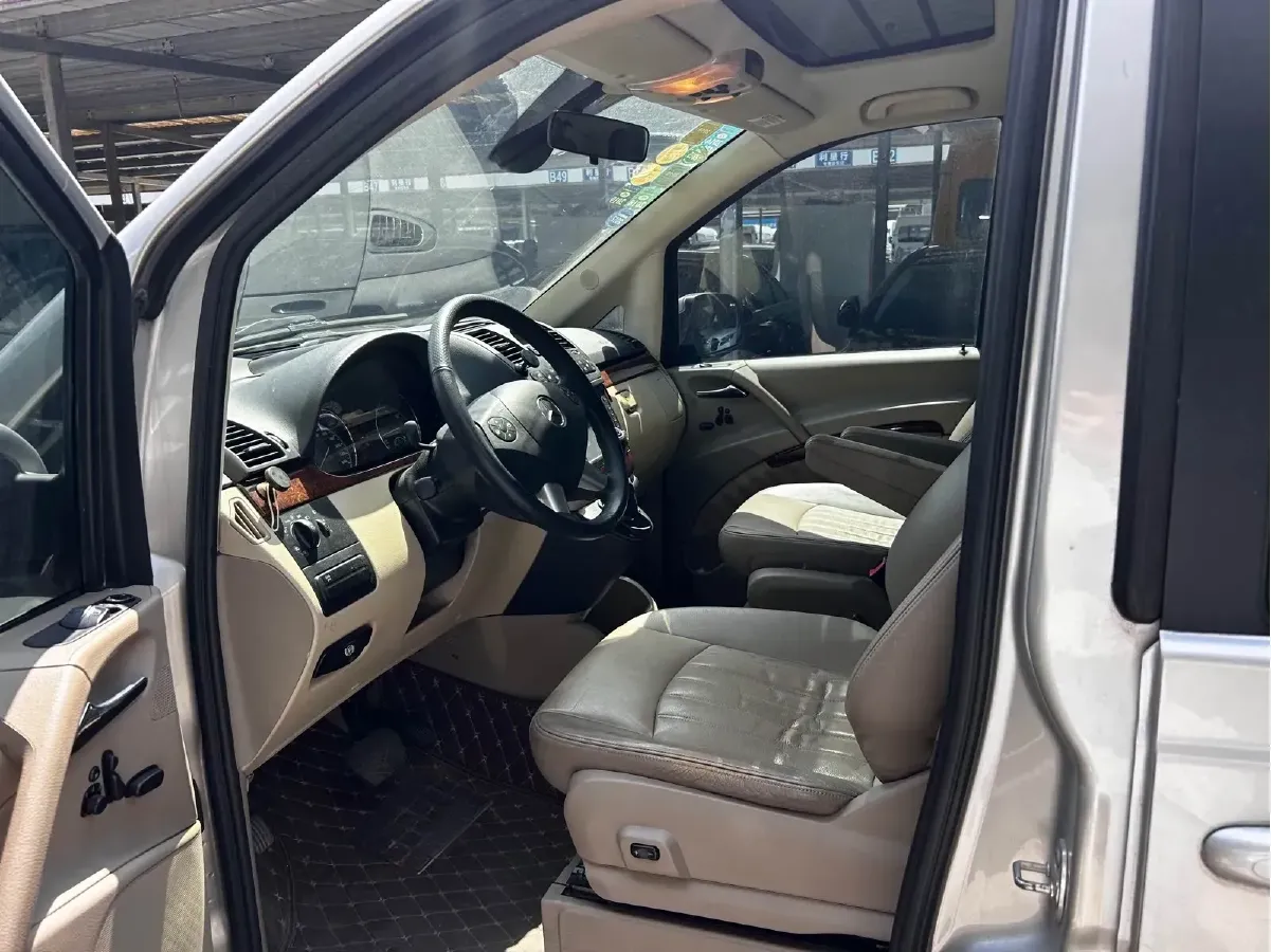 2012 Mercedes-Benz Viano 2.5L 190HP V6 5AT,autocango,china used car exporter,china ev exporter,chinese used car exporter,chinese used ev exporter
