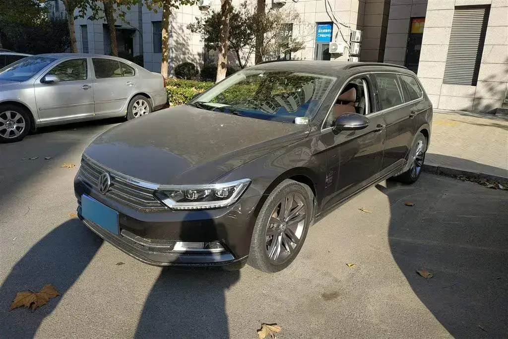 2016 Volkswagen Alltrack 1.4T 150HP L4 7DCT