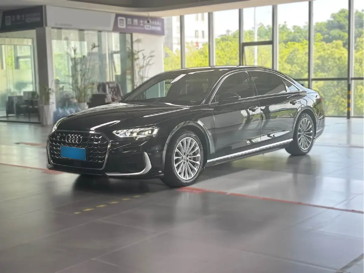 2018 Audi A8 3.0T 340HP V6 8AT