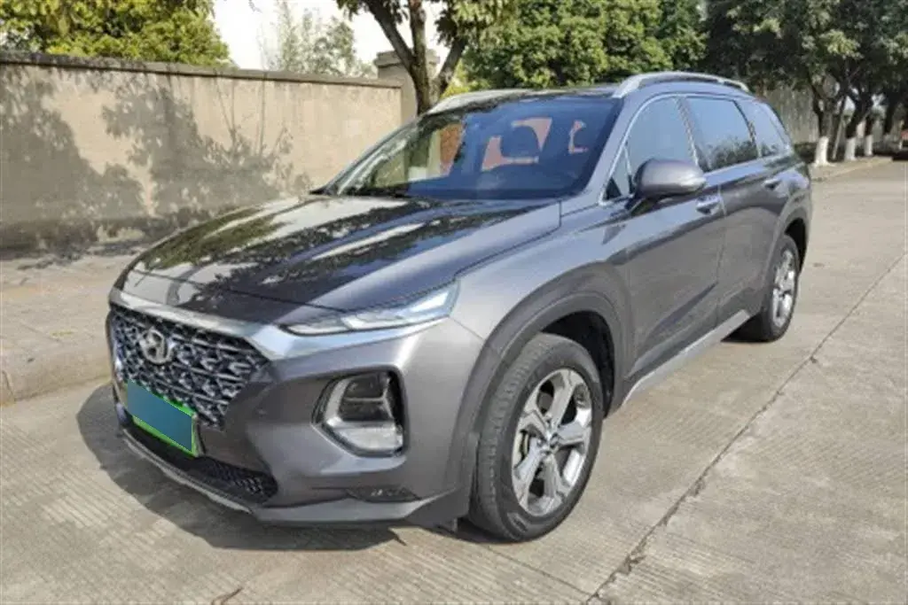 2019 Hyundai Santafe 2.0T 240HP L4 8AT