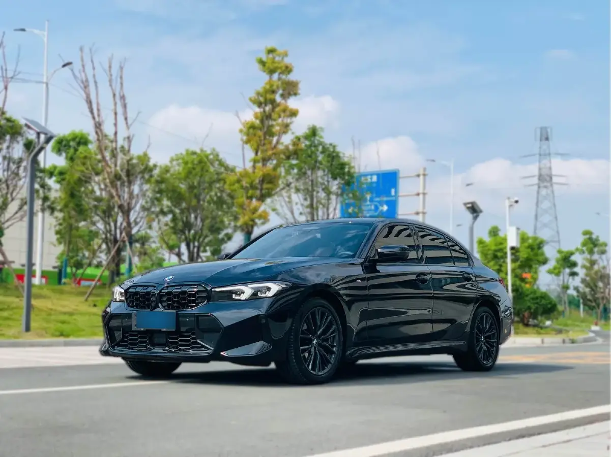 2023 BMW 3 Series 2.0T 184HP L4 8AT