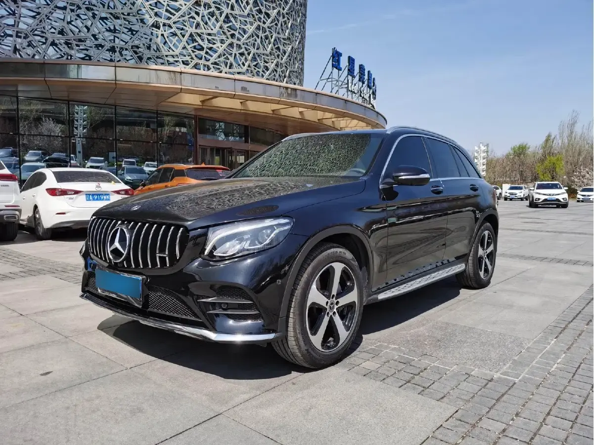 2018 Mercedes-Benz GLC Class 2.0T 211HP L4 9AT