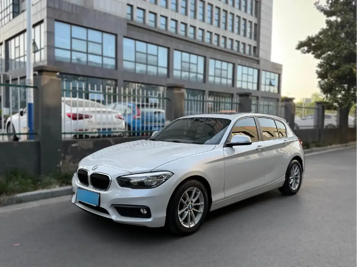 2016 BMW 1 Series 1.5T 136HP L3 8AT