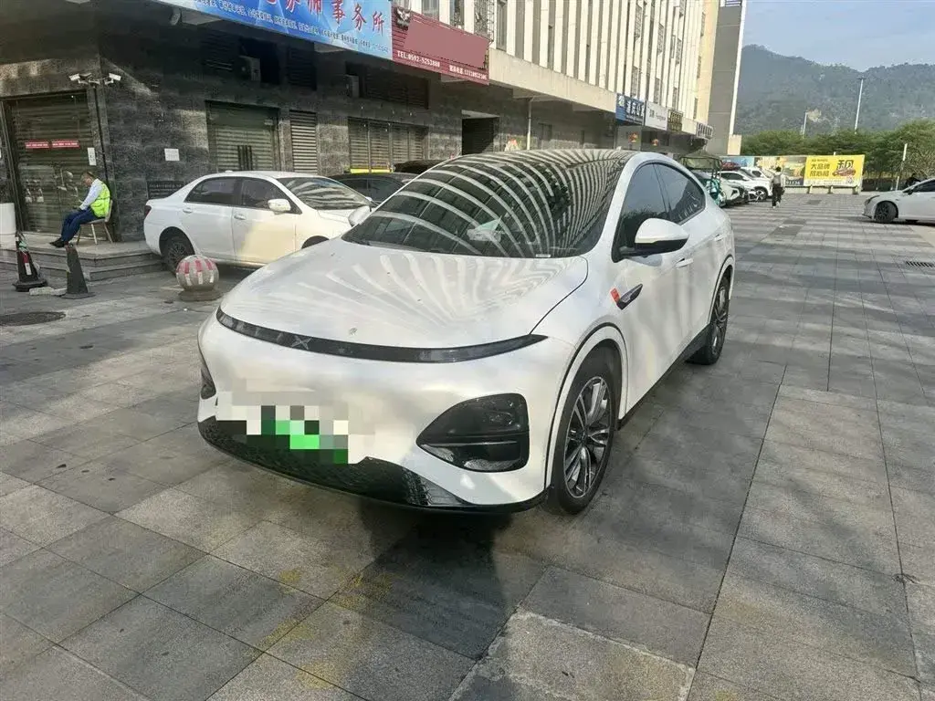2023 Xpeng G6 BEV 66KWH
