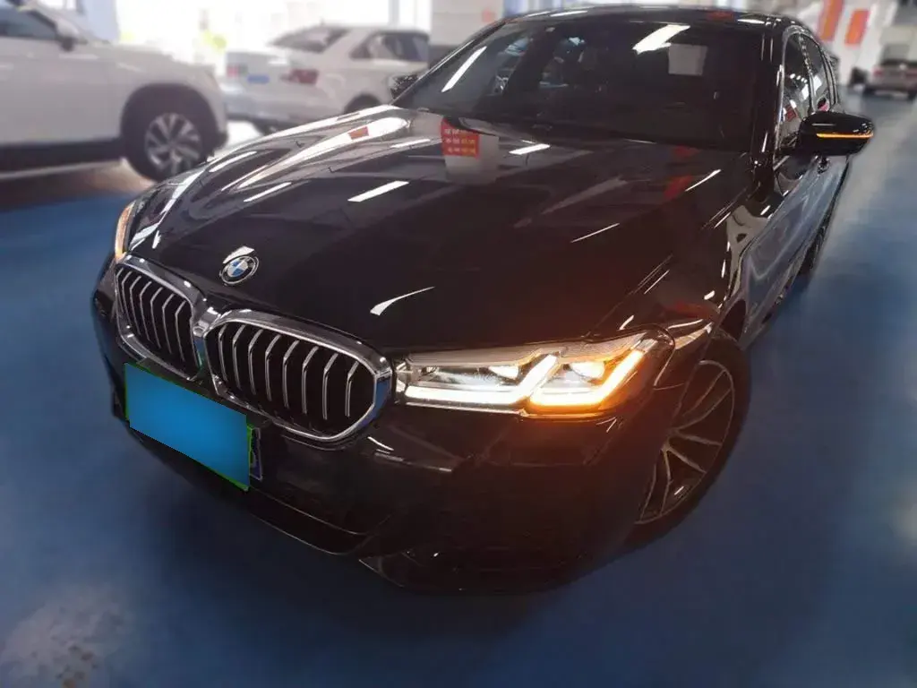 2022 BMW 5 Series 2.0T 184HP L4 8AT