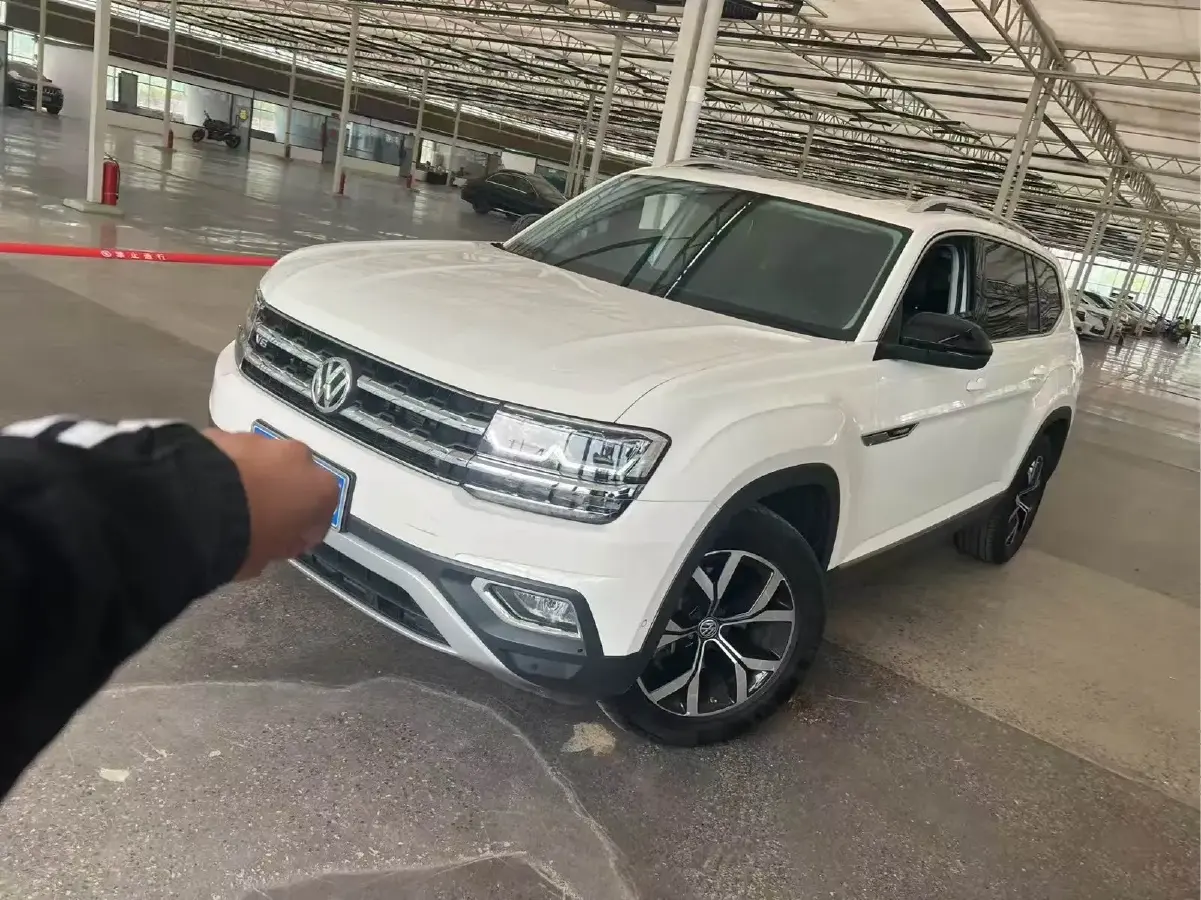 2020 Volkswagen Teramont 2.0T 220HP L4 7DCT