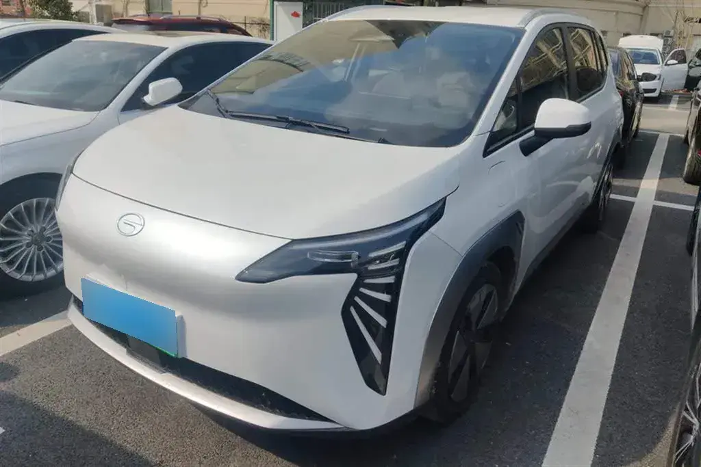 2023 Aion Y BEV 61.7KWH