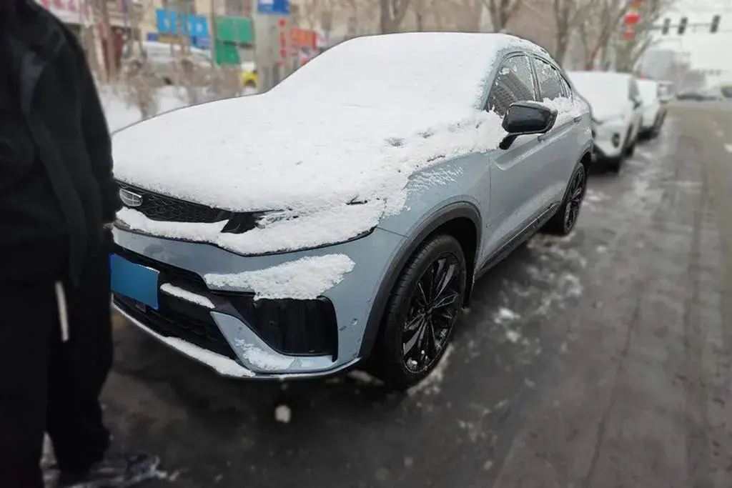 2021 Geely Tugella 2.0T 238HP L4 8AT