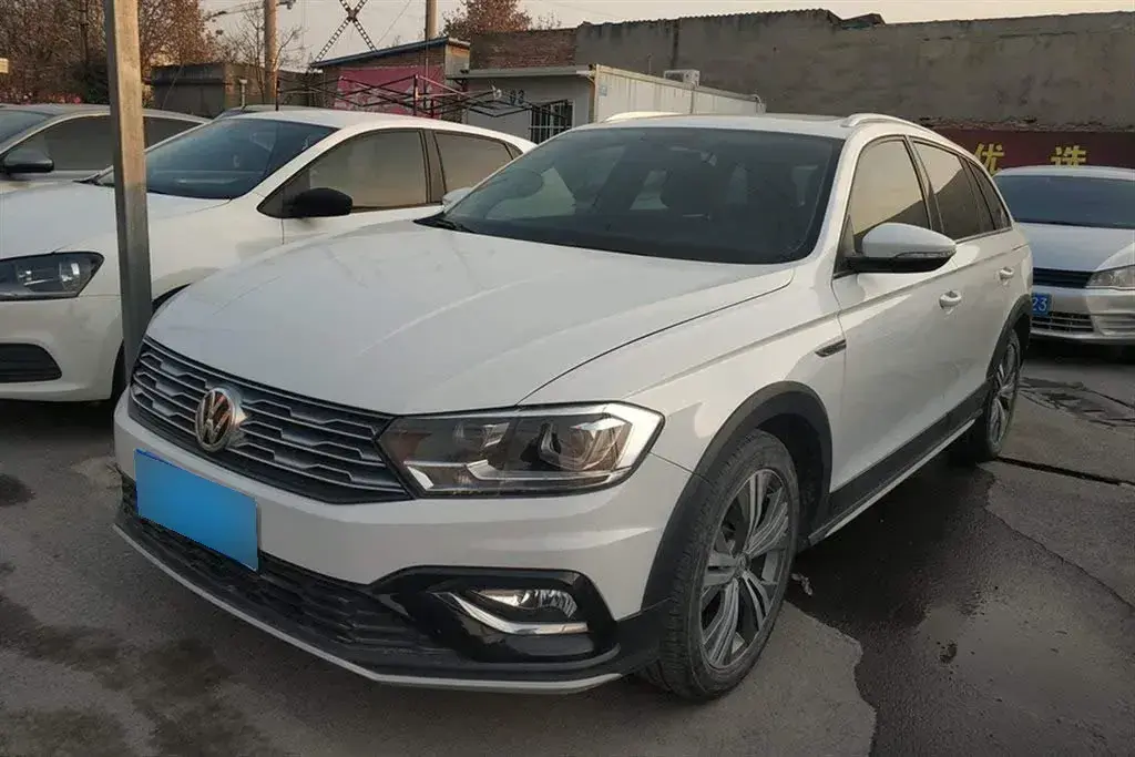 2020 Volkswagen C-Trek 1.5L 112HP L4 6AT