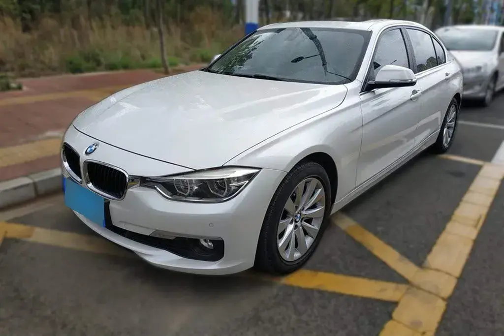 2017 BMW 3 Series 1.5T 136HP L3 8AT