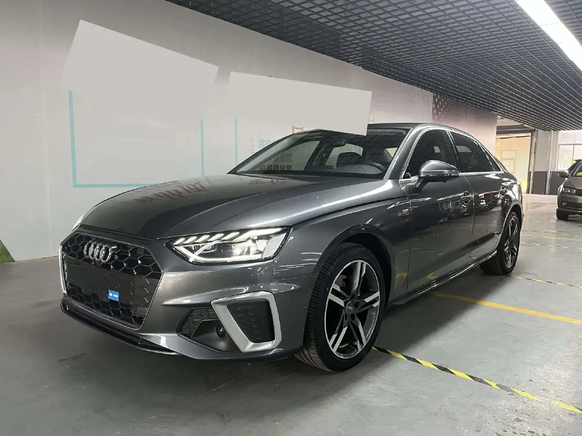 2020 Audi A4L 2.0T 190HP L4 7DCT