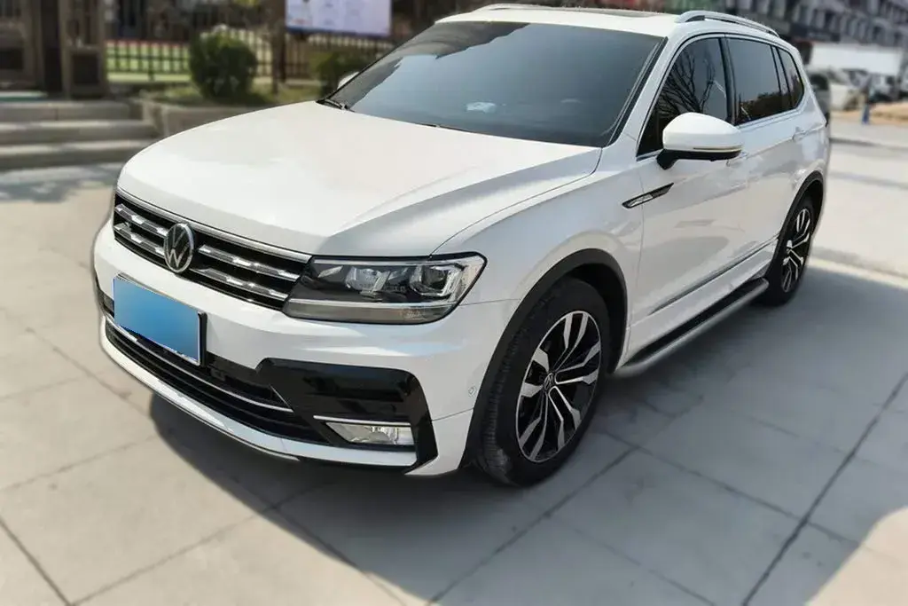 2021 Volkswagen Tiguan L 2.0T 186HP L4 7DCT