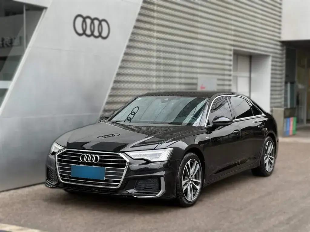 2022 Audi A6L 2.0T 190HP L4 7DCT