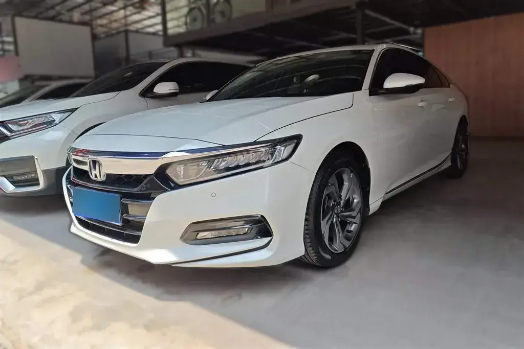 2018 Honda Accord 1.5T 194HP L4 CVT