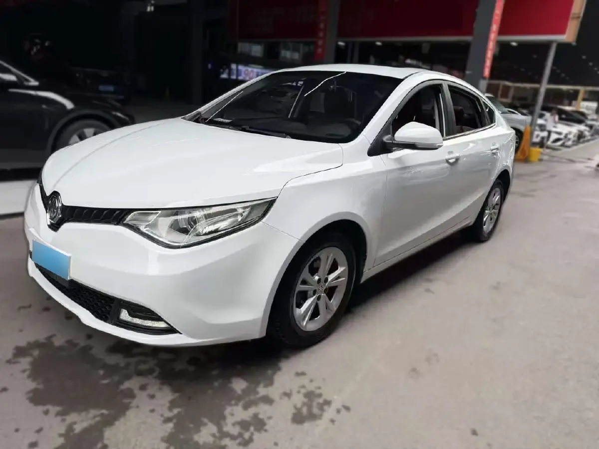 2016 MG GT 1.5T 129HP L4 6AT