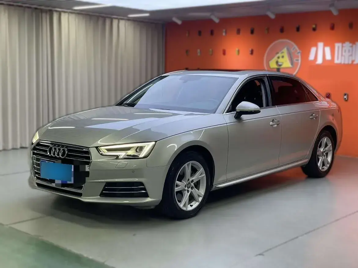 2018 Audi A4L 2.0T 190HP L4 7DCT