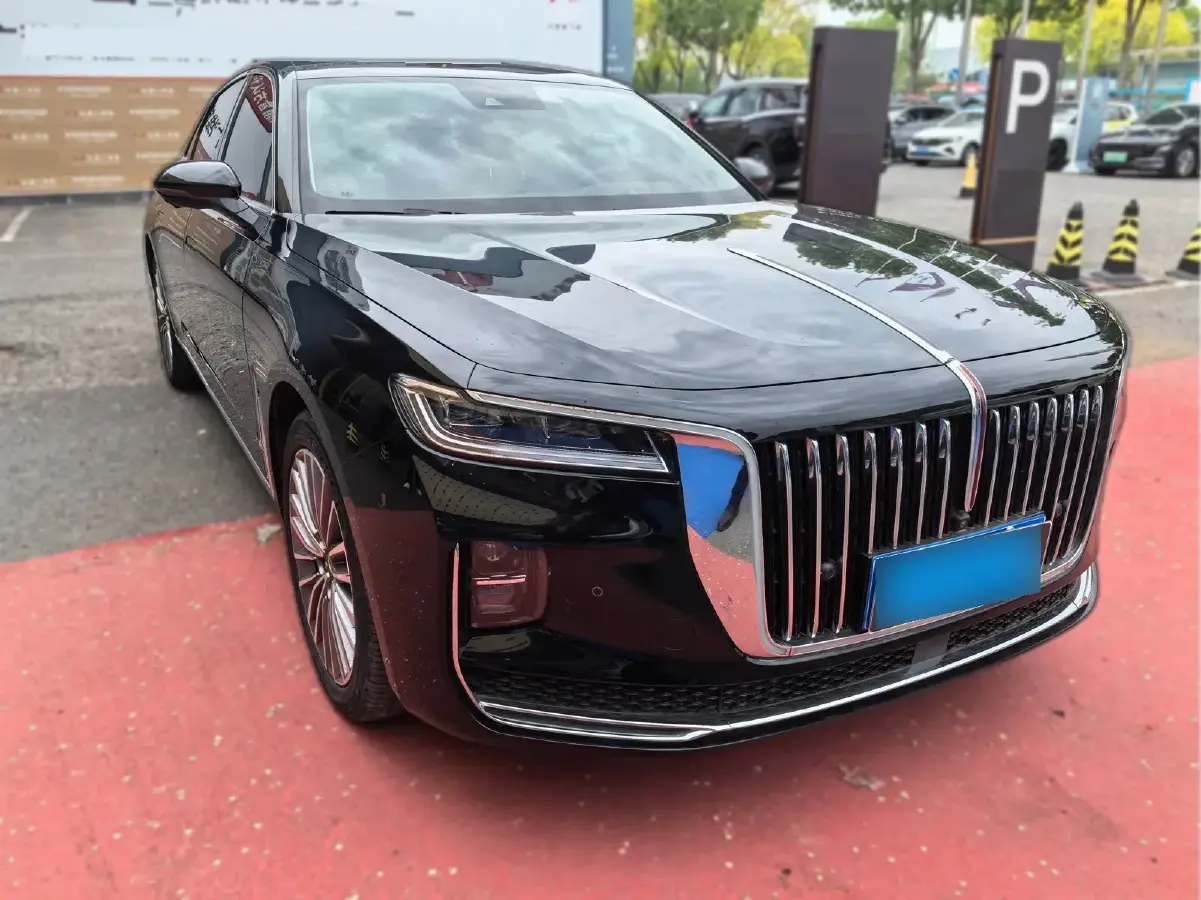 2020 HongQi H9 2.0T 252HP L4 7DCT