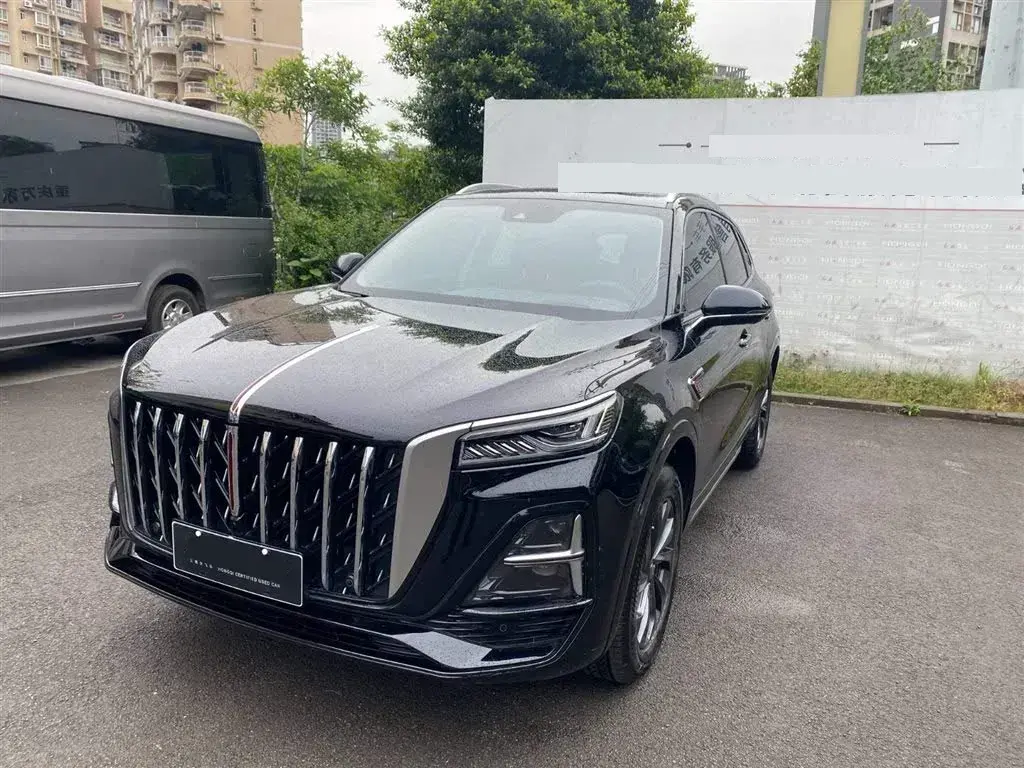2023 HongQi HS5 2.0T 252HP L4 8AT