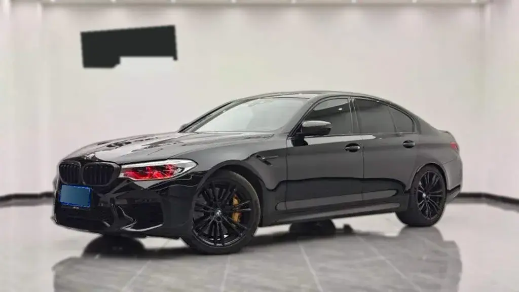 2018 BMW M5 4.4T 600HP V8 8AT