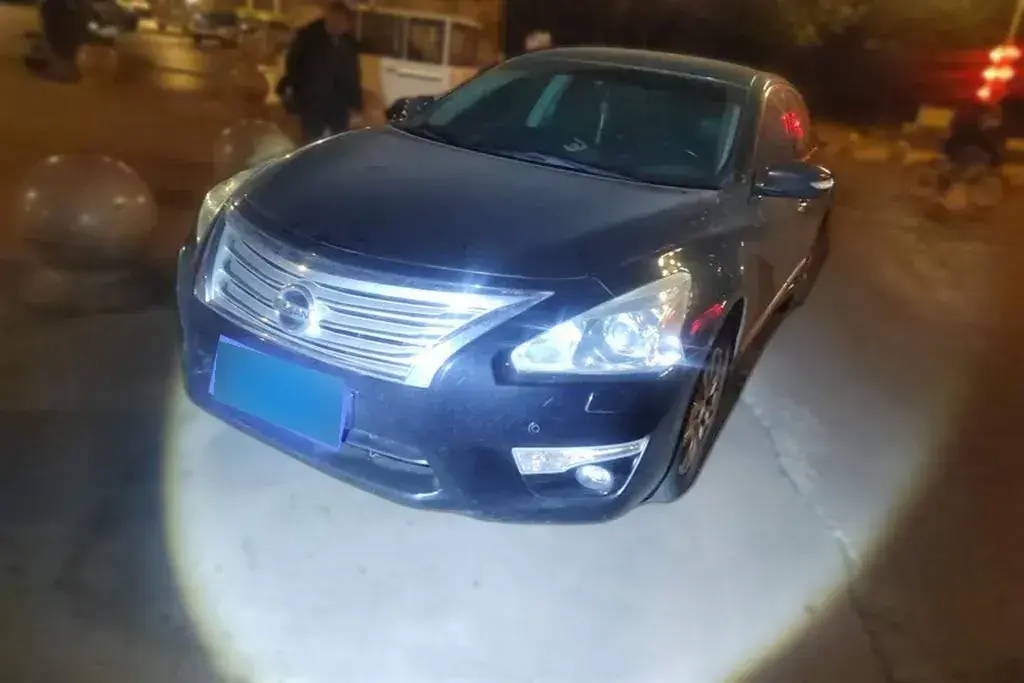 2013 Nissan Teana 2.5L 186HP L4 CVT