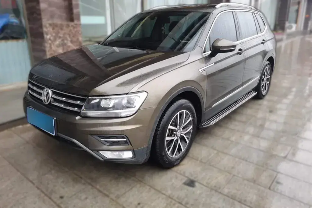 2017 Volkswagen Tiguan L 1.8T 180HP L4 7DCT
