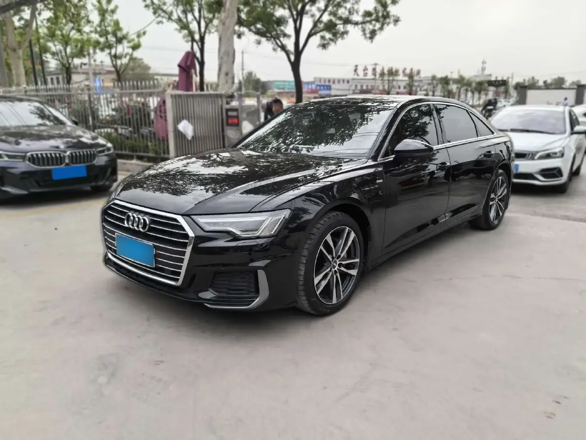2020 Audi A6L 2.0T 190HP L4 7DCT