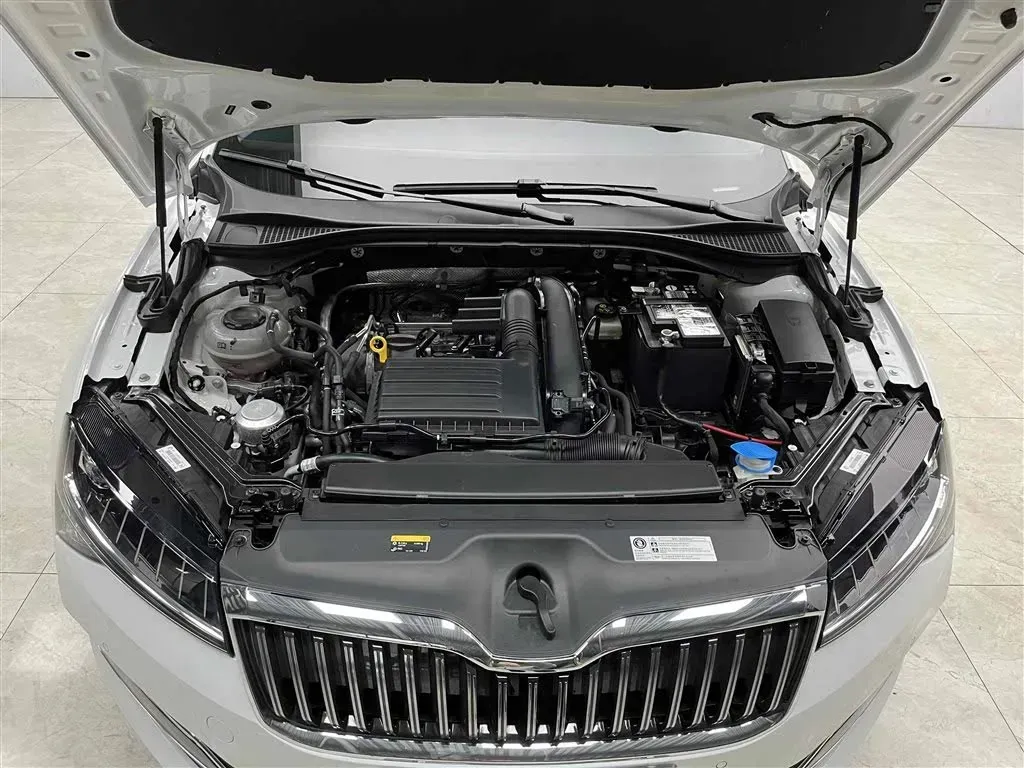 2022 Skoda Superb 1.4T 150HP L4 7DCT,autocango,china used car exporter,china ev exporter,chinese used car exporter,chinese used ev exporter