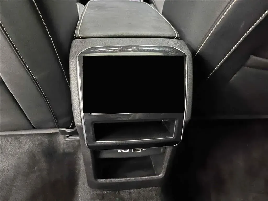 2022 Skoda Superb 1.4T 150HP L4 7DCT,autocango,china used car exporter,china ev exporter,chinese used car exporter,chinese used ev exporter