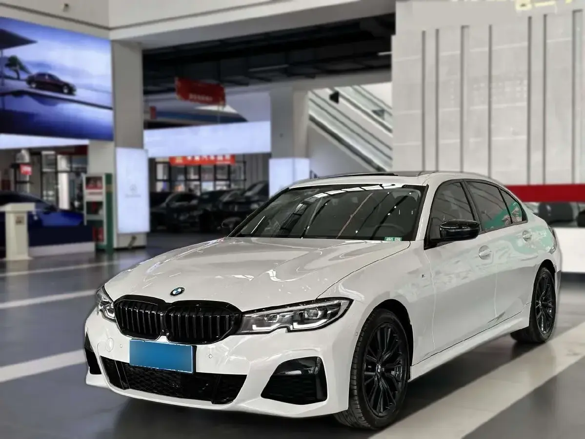 2021 BMW 3 Series 2.0T 184HP L4 8AT