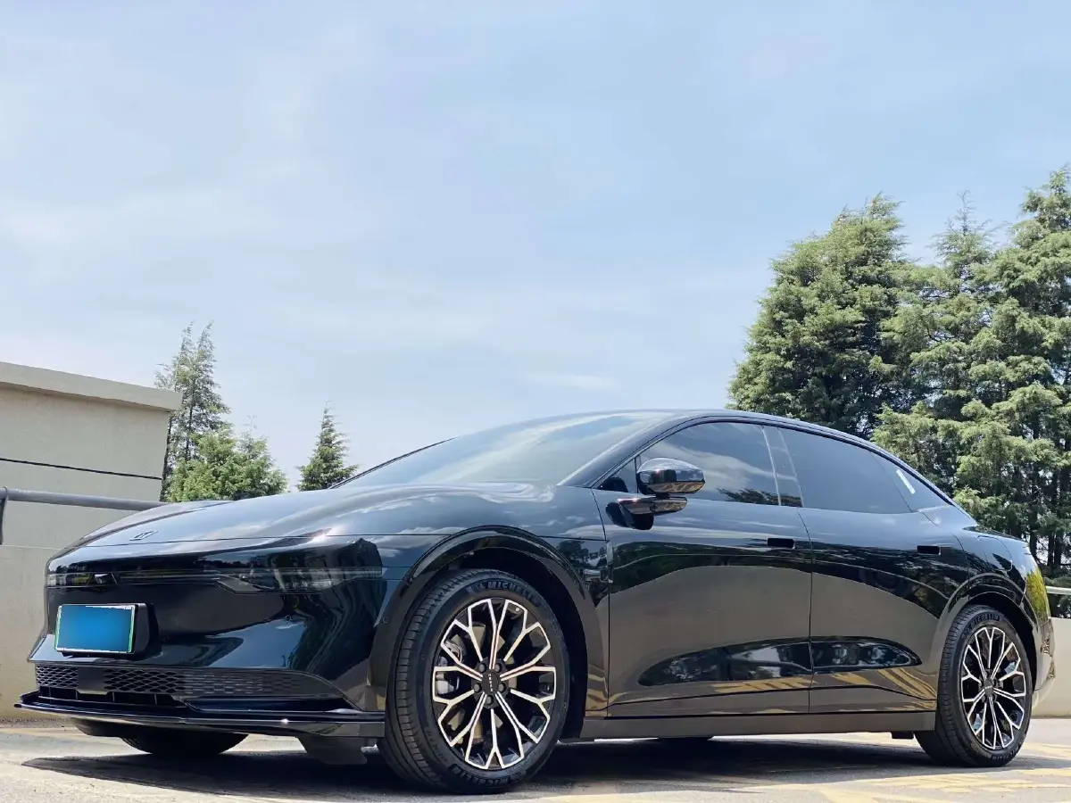 2024 Zeekr 007 BEV 75KWH