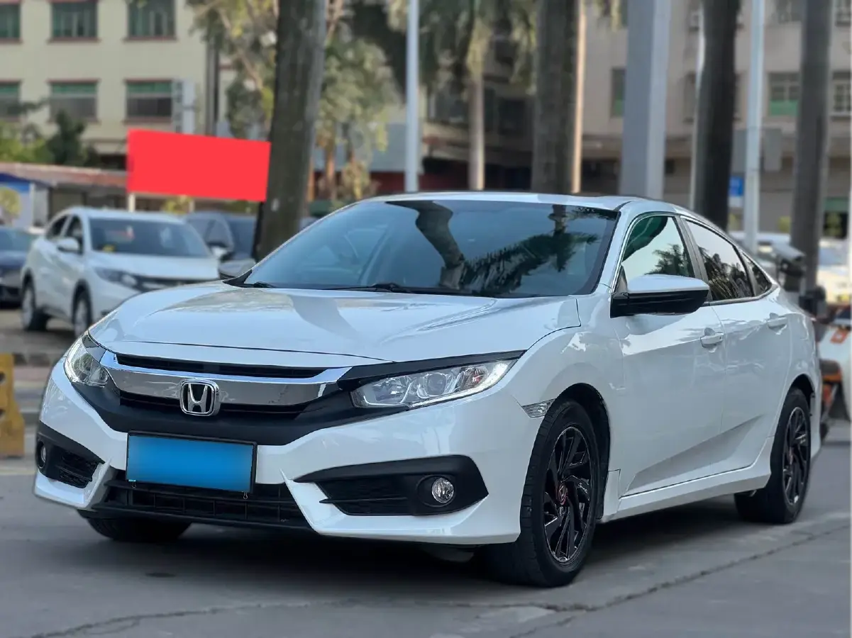 2016 Honda Civic 1.5T 177HP L4 CVT