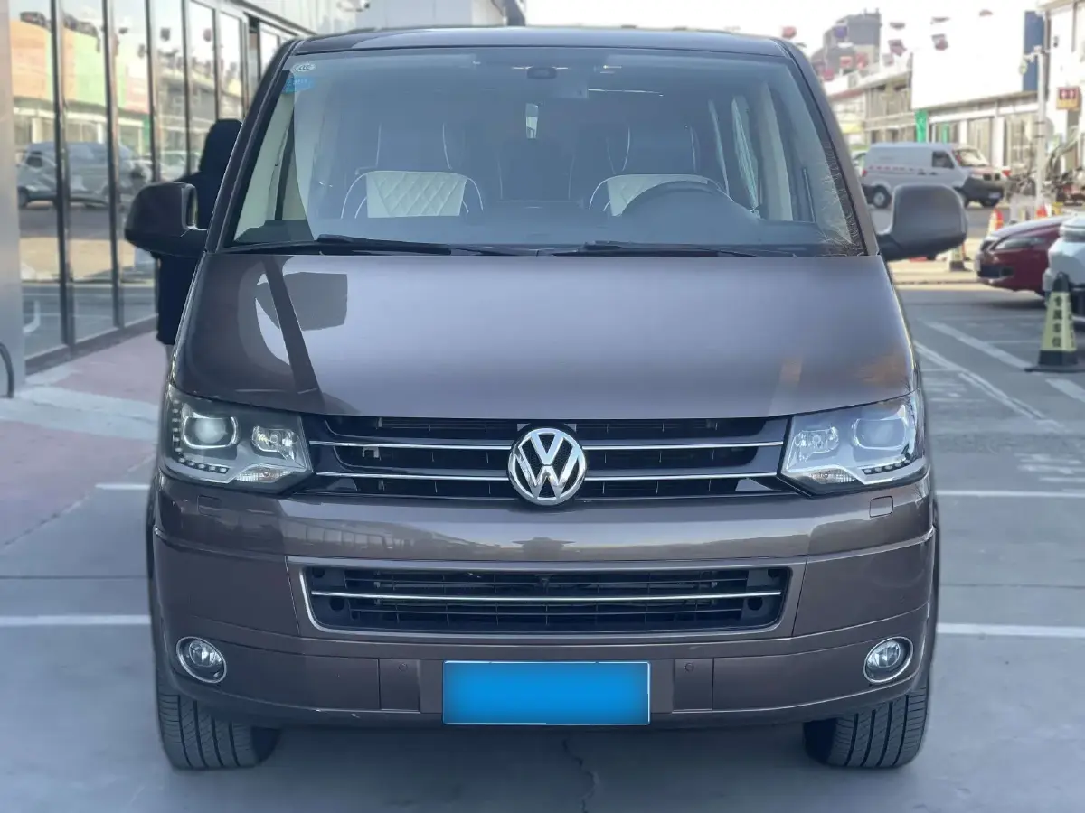 2014 Volkswagen Multivan 2.0T 204HP L4 7DCT