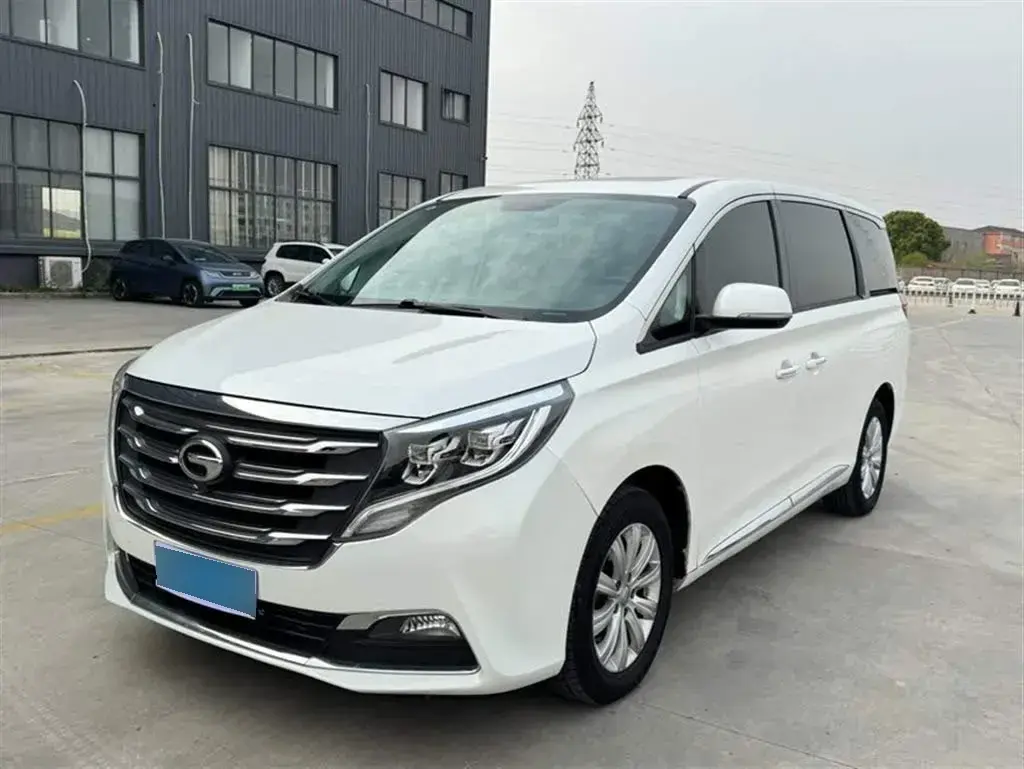2018 GAC Trumpchi M8 2.0T 201HP L4 6AT