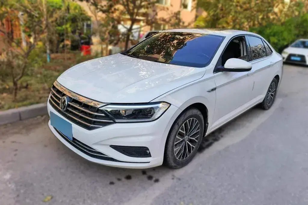2019 Volkswagen Sagitar 1.4T 150HP L4 7DCT