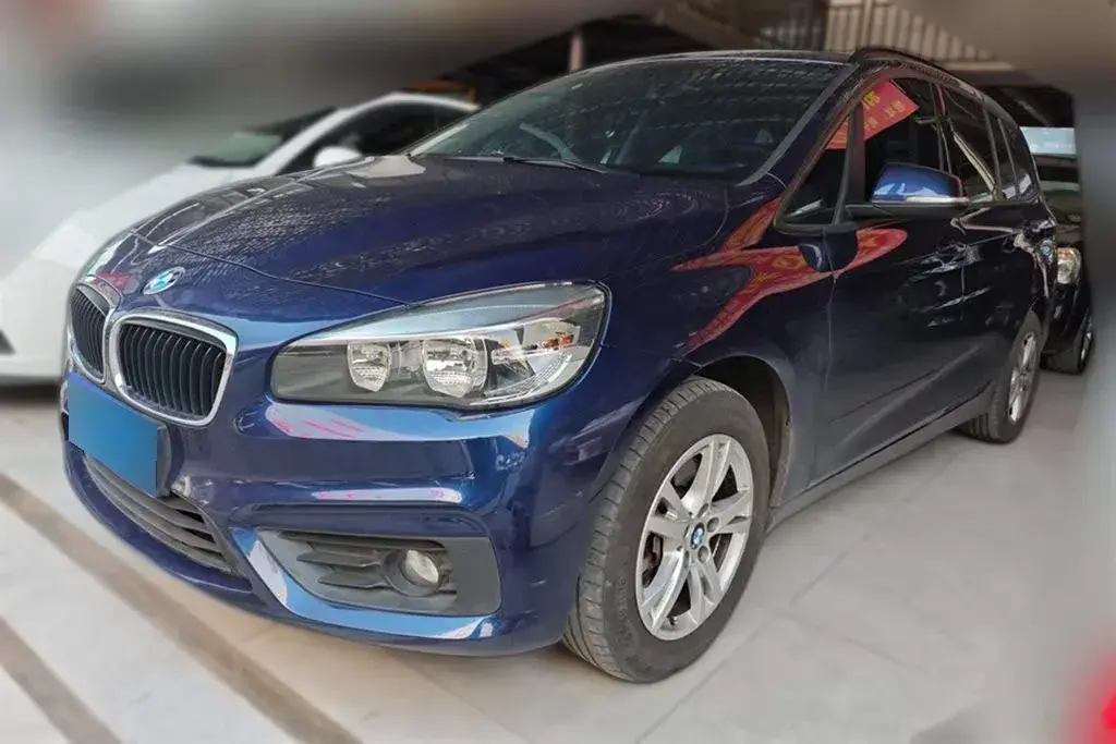 2015 BMW 2 Series Wagon 1.5T 136HP L3 6AT