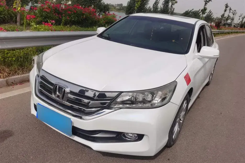 2014 Honda Accord 2.4L 186HP L4 CVT