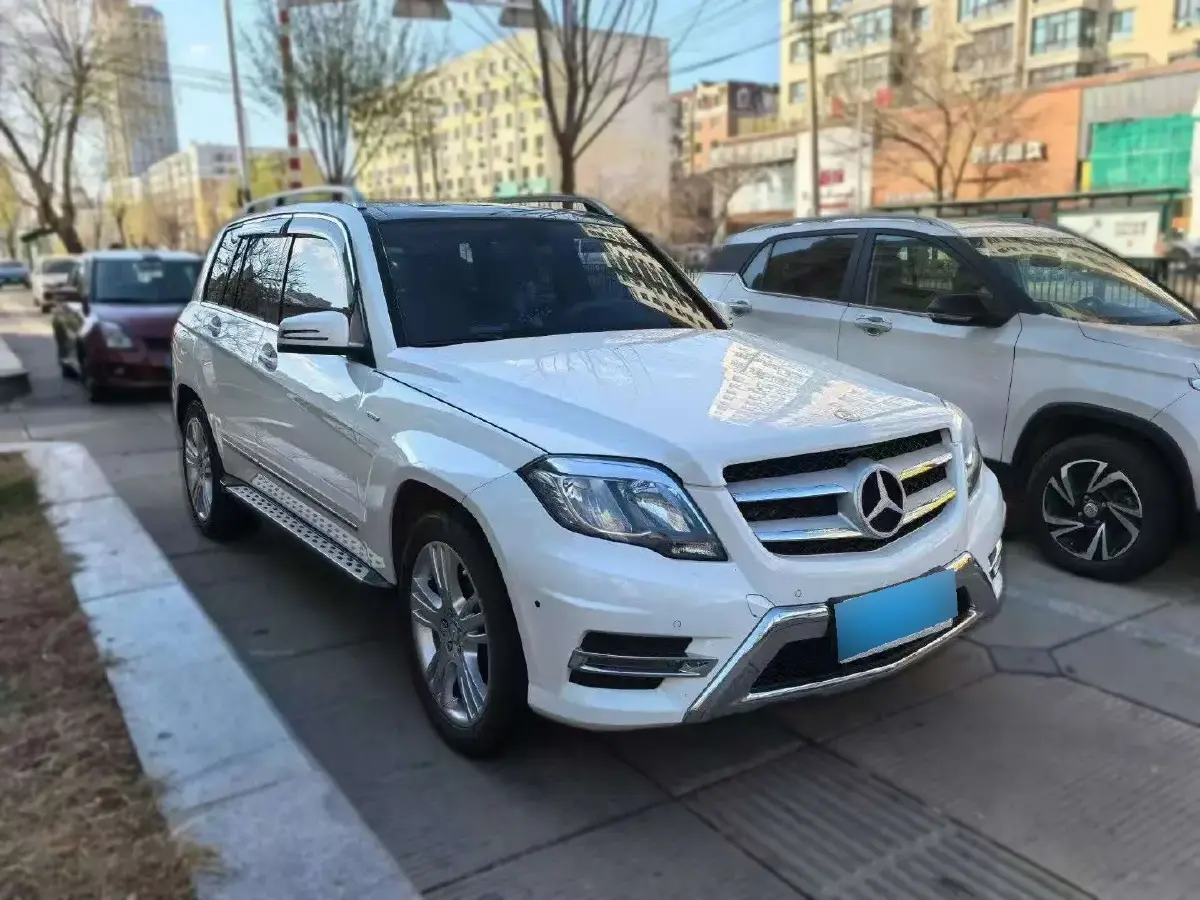 2015 Mercedes-Benz GLK Class 2.0T 211HP L4 7AT