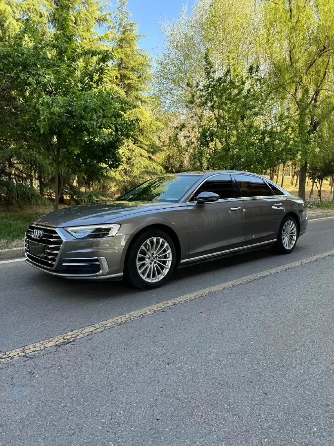 2018 Audi A8 3.0T 340HP V6 8AT