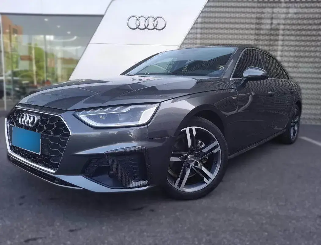 2020 Audi A4L 2.0T 190HP L4 7DCT