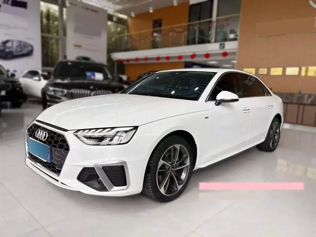 2022 Audi A4L 2.0T 190HP L4 7DCT