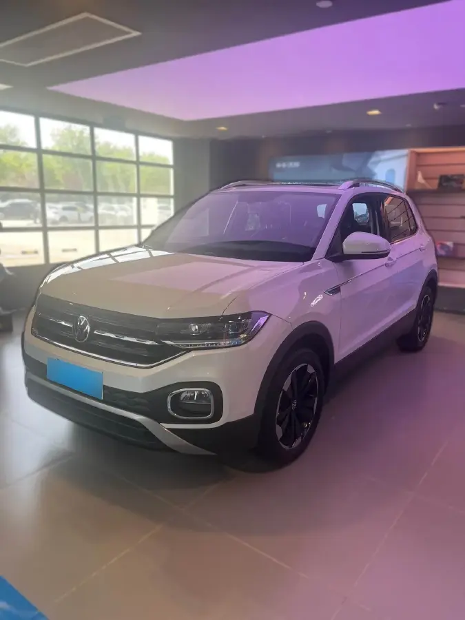 2021 Volkswagen Tacqua 1.5L 113HP L4 6AT