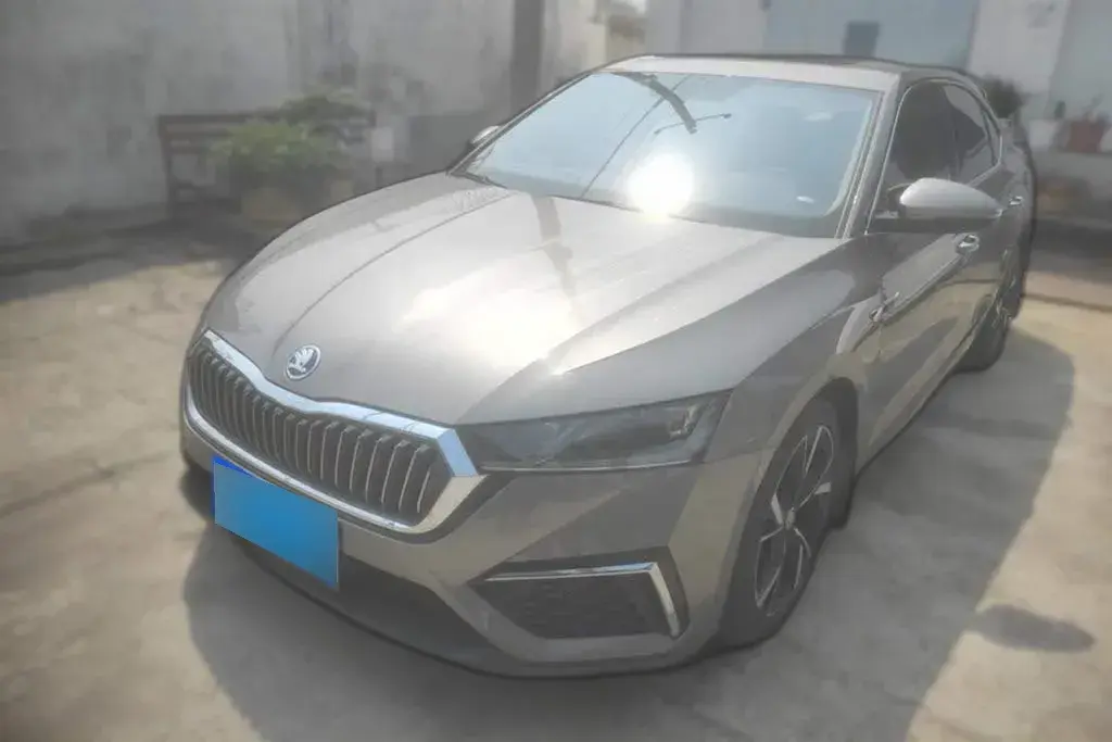 2022 Skoda Octavia 1.4T 150HP L4 7DCT