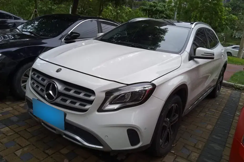 2018 Mercedes-Benz GLA Class 1.6T 156HP L4 7DCT